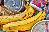 banana in trash